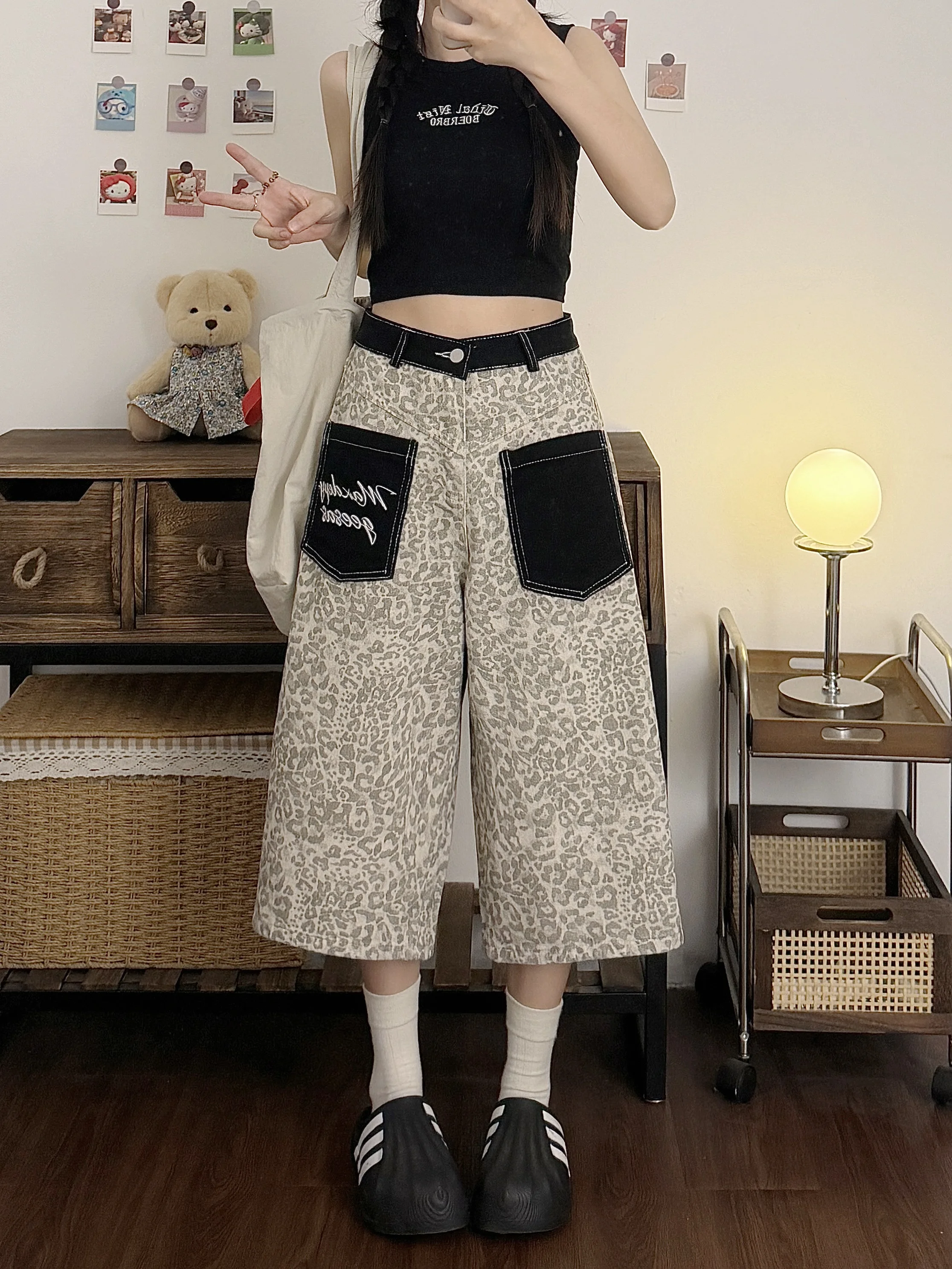 Street Style Leopard Print Wide Leg Jeans Women's Summer plus Size Loose Fit Denim Pants Casual High Waist Pocket Detail
Street Style Leopard Print Wide Leg Jeans Women's Summer plus Size Loose Fit Denim Pants Casual High Waist Pocket Detail