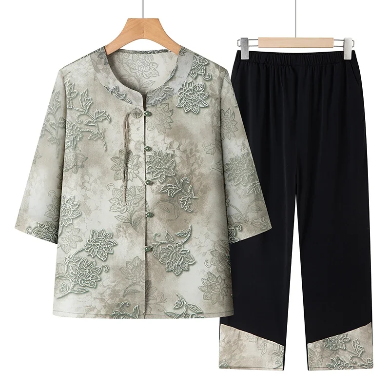 Women's Chinese Style Floral Print Two Piece Set Blouse & Pants Casual Summer Outfit
Women's Chinese Style Floral Print Two Piece Set Blouse & Pants Casual Summer Outfit