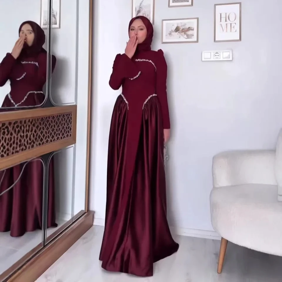 Muslim Women Long Dress Women Dresses A Line Vestidos Abaya Pearls Pleated Elegant Splice Party Night Y2k Streetwear 2026
Muslim Women Long Dress Women Dresses A Line Vestidos Abaya Pearls Pleated Elegant Splice Party Night Y2k Streetwear 2026