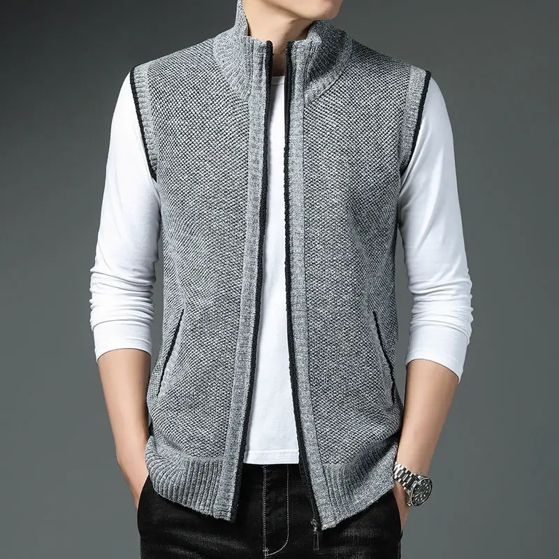 Men's Autumn Winter Versatile Knit Vest Zip Up Stand Collar Striped Sleeveless Base Layer Casual Daily Commute Knitwear
Men's Autumn Winter Versatile Knit Vest Zip Up Stand Collar Striped Sleeveless Base Layer Casual Daily Commute Knitwear