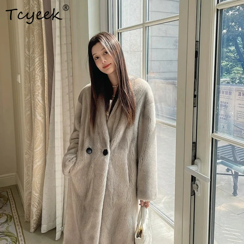 Tcyeek Natural Mink Fur Coat Woman Warm Winter Clothes V-neck Real Whole Mink New in Outerwears Mid-length 2026 Casaco Feminino
Tcyeek Natural Mink Fur Coat Woman Warm Winter Clothes V-neck Real Whole Mink New in Outerwears Mid-length 2026 Casaco Feminino