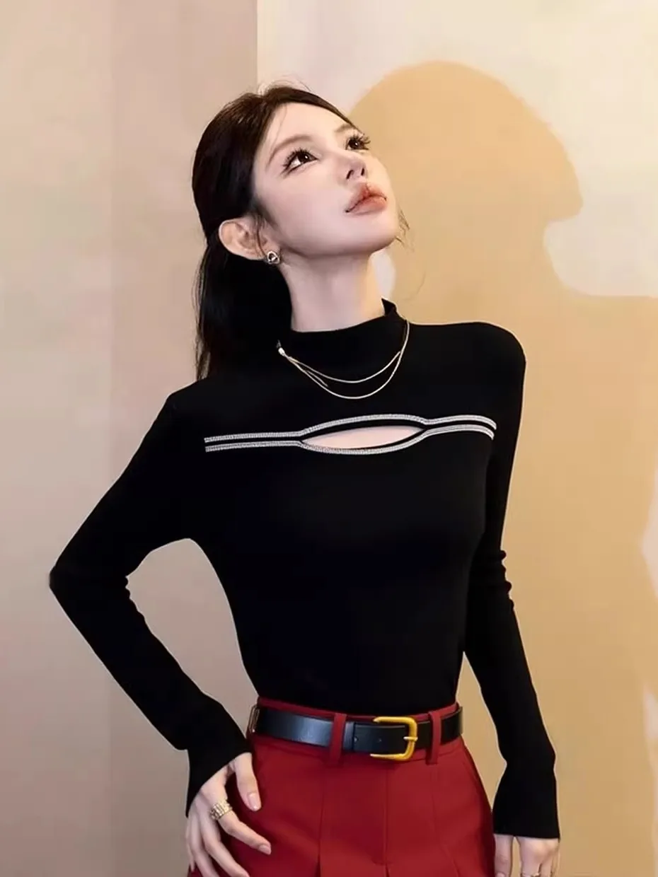 Elegant Black Hollow out Knitted Sweater Women's Autumn Winter Slim Fit Fur Inner Base Layer Sweater High End Design Sense
Elegant Black Hollow out Knitted Sweater Women's Autumn Winter Slim Fit Fur Inner Base Layer Sweater High End Design Sense