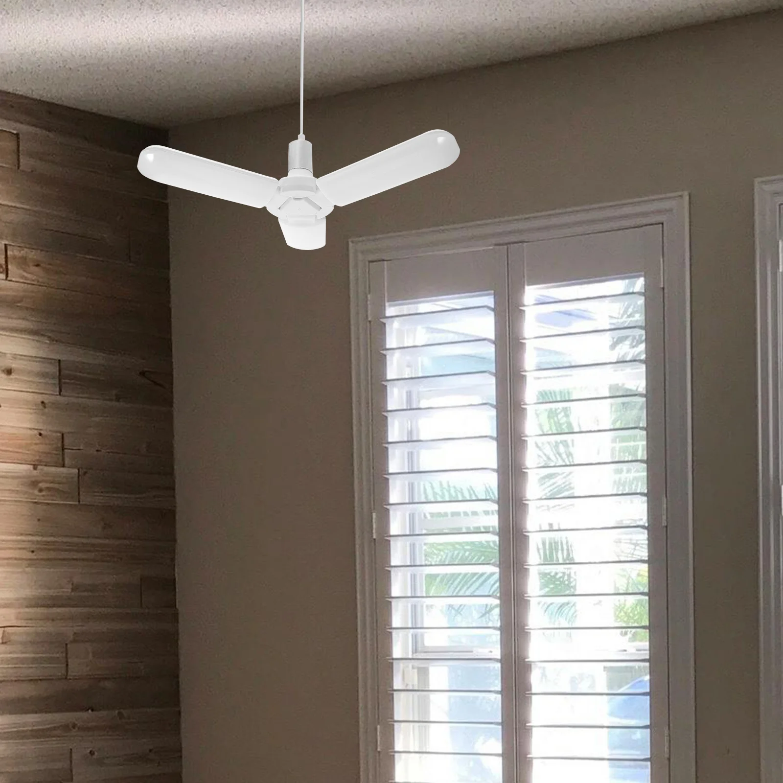 E27 Folding LED Three-Leaf Garage Light Adjustable Brightness for Workshop Ceiling Lighting Garage Accessories
E27 Folding LED Three-Leaf Garage Light Adjustable Brightness for Workshop Ceiling Lighting Garage Accessories