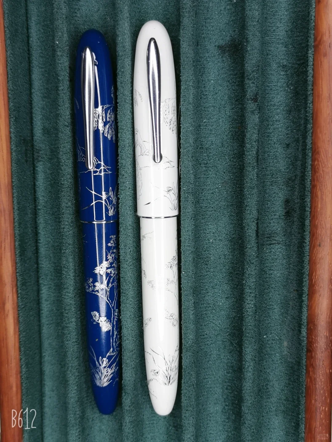 For Hongdian N23 Rabbit Fountain Pen Limited Edition Student Business Office Writing Material Gold Sculpture Student Gift
For Hongdian N23 Rabbit Fountain Pen Limited Edition Student Business Office Writing Material Gold Sculpture Student Gift