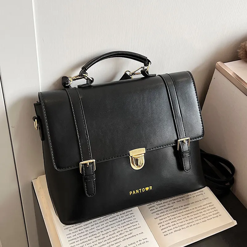 Fashion Women's Backpack Casual PU Leather Zipper Backpack Large Capacity Preppy Vintage Women's Bag Crossbody Bag
Fashion Women's Backpack Casual PU Leather Zipper Backpack Large Capacity Preppy Vintage Women's Bag Crossbody Bag