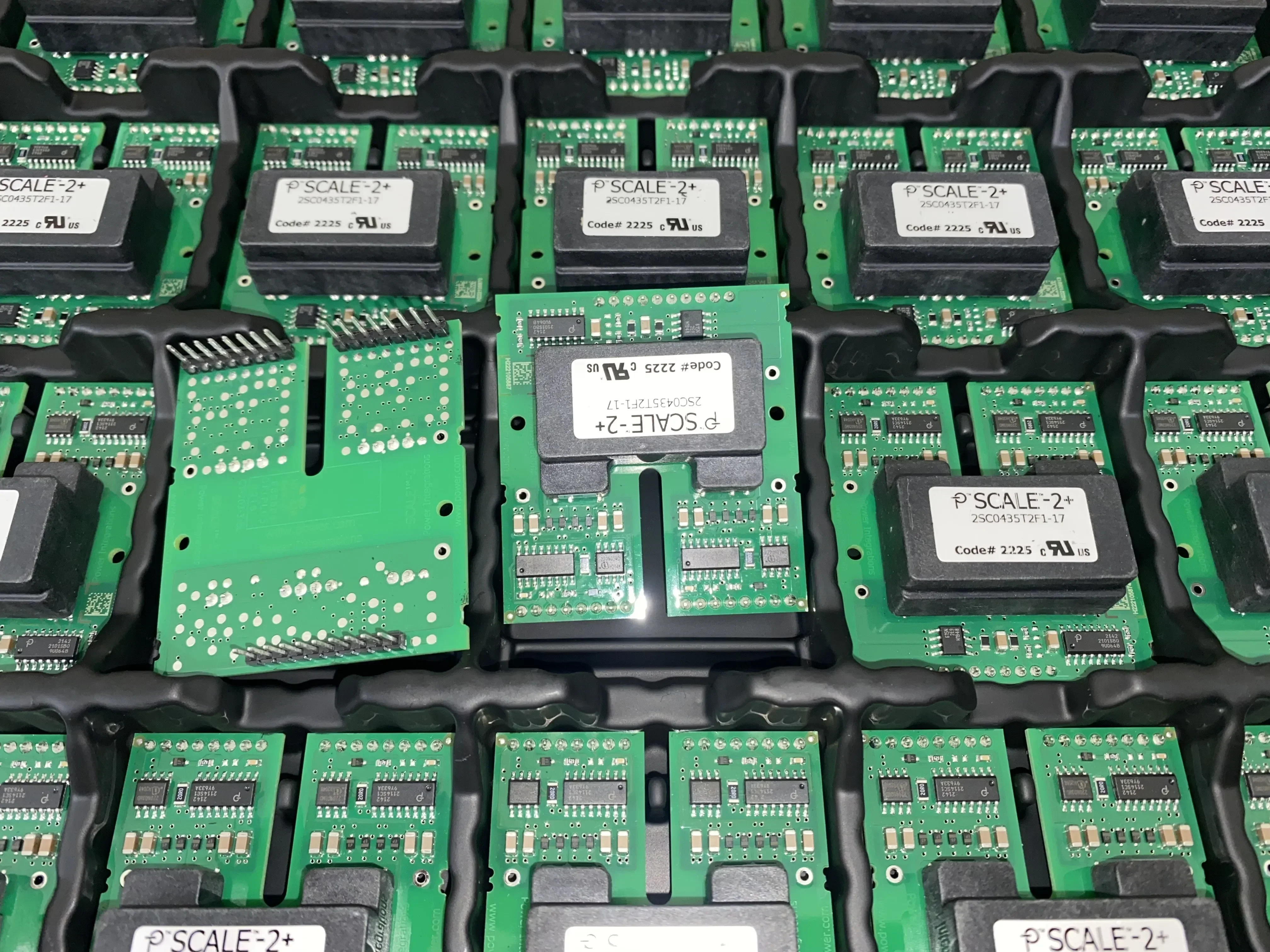 2SC0435T2F1-17 Плата привода 2SC0435T2H0C-17 2SD106AI-17 2SC0435T2G1-17 2SC0435T2A0-17 2SC0535T2A1-33 2SC0535T2A0-33
2SC0435T2F1-17 Плата привода 2SC0435T2H0C-17 2SD106AI-17 2SC0435T2G1-17 2SC0435T2A0-17 2SC0535T2A1-33 2SC0535T2A0-33
