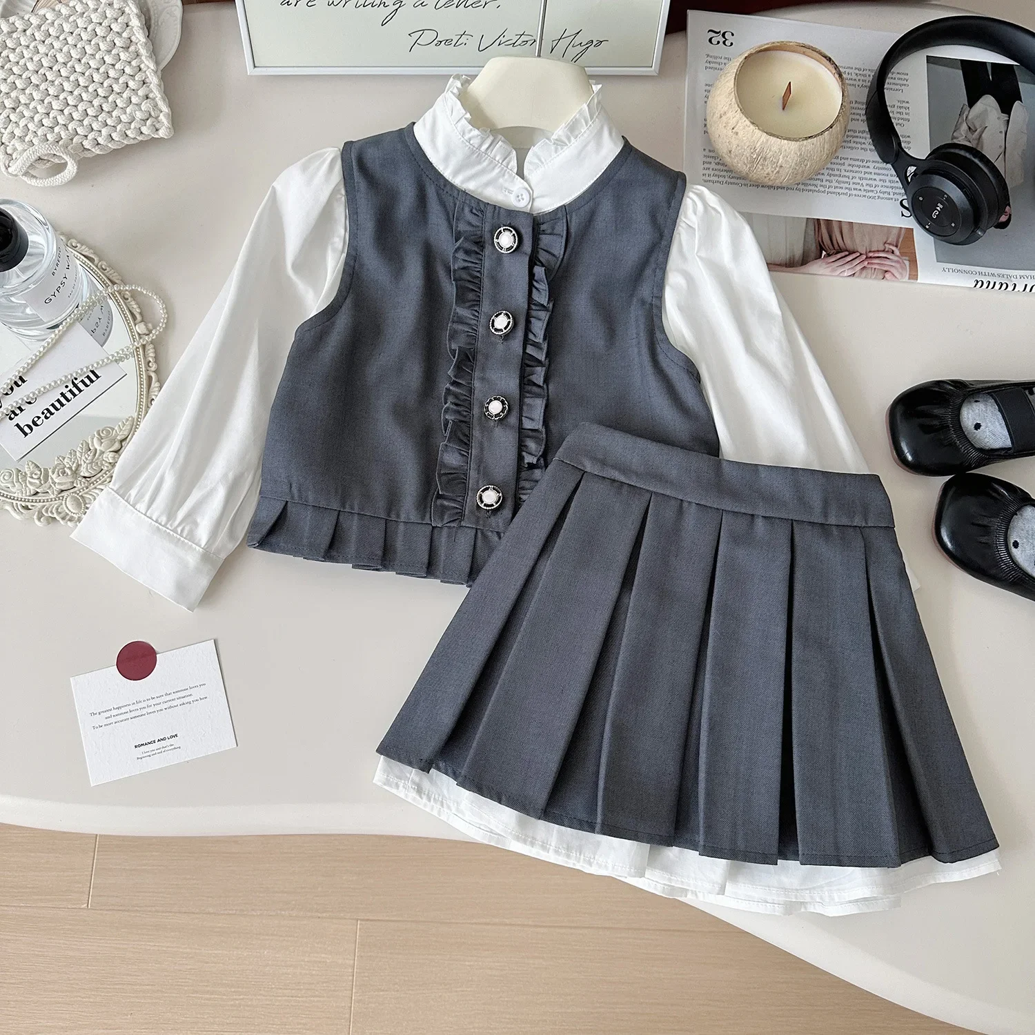 Brand New Baby Girls Spring Autumn Clothing Set Vest Jackets+skirts+white Shirts,fashion Kids Children Birthday Suits Clothes
Brand New Baby Girls Spring Autumn Clothing Set Vest Jackets+skirts+white Shirts,fashion Kids Children Birthday Suits Clothes