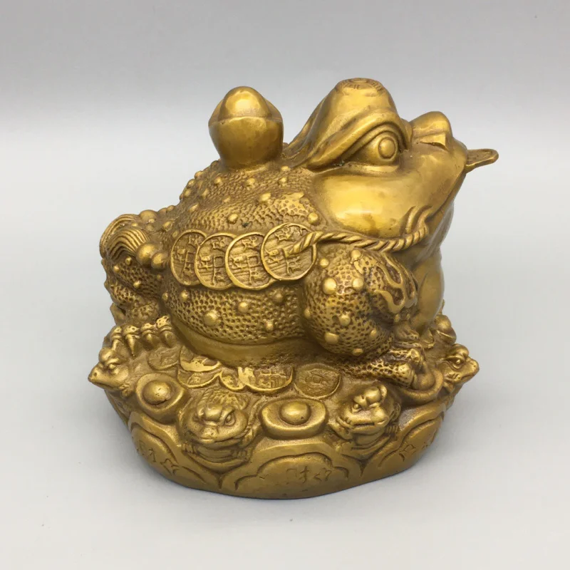 Copper Lotus Golden Toad Ornament Desktop Decoration Opening Ceremony Craft Home Decor Creative Gift
Copper Lotus Golden Toad Ornament Desktop Decoration Opening Ceremony Craft Home Decor Creative Gift