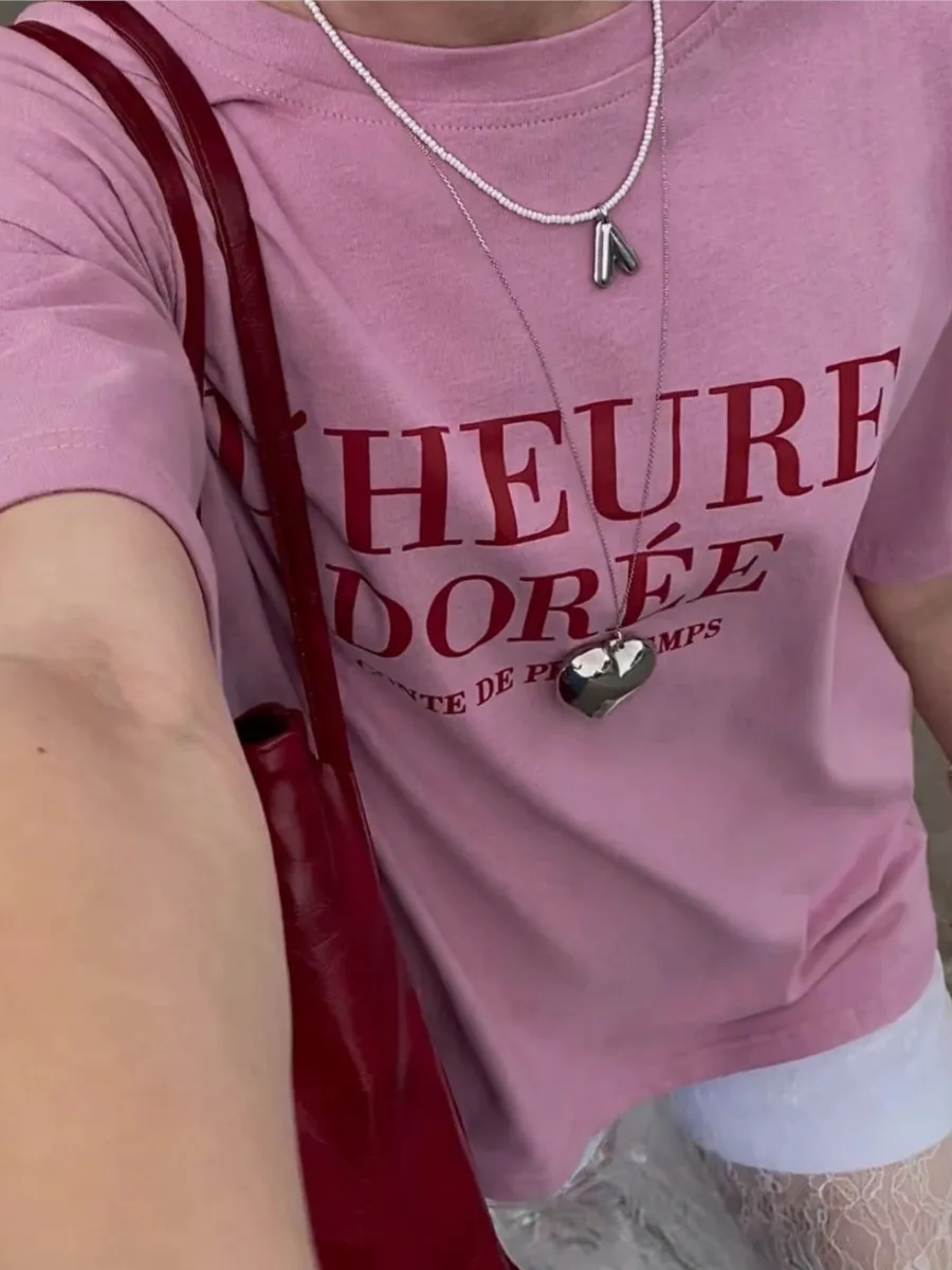 Classic Letter Print T-shirts For Women Round Neck Chic Short Sleeve Thin Tops Tees Summer New Casual Fashion T-shirt 2024
Classic Letter Print T-shirts For Women Round Neck Chic Short Sleeve Thin Tops Tees Summer New Casual Fashion T-shirt 2024