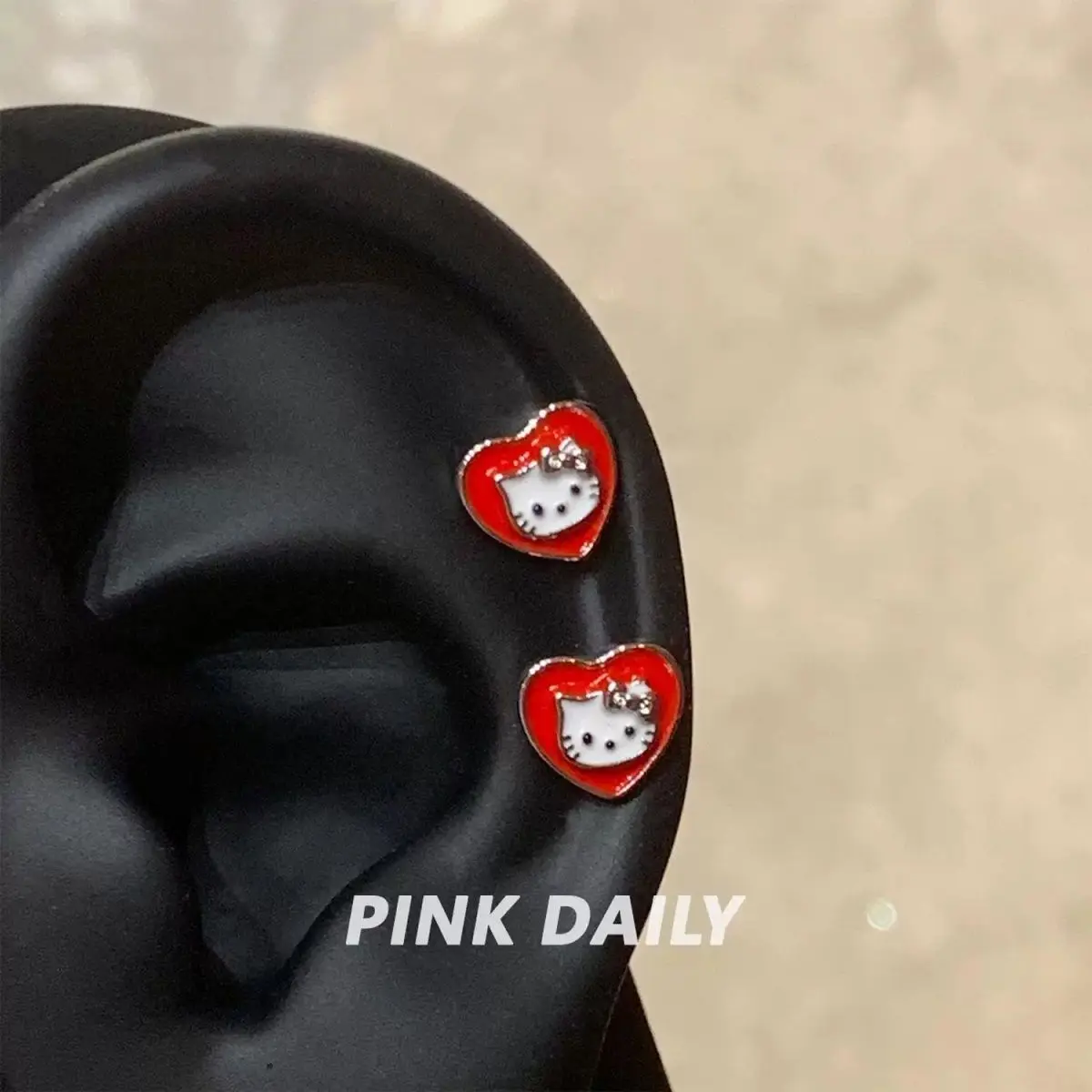 Anime Hello Kitty Love Glaze Cartoon Cute Kt Cat Ear Bone Nail Titanium Steel Non-fading Cochlear Nail Piercing Earrings Makeup
Anime Hello Kitty Love Glaze Cartoon Cute Kt Cat Ear Bone Nail Titanium Steel Non-fading Cochlear Nail Piercing Earrings Makeup