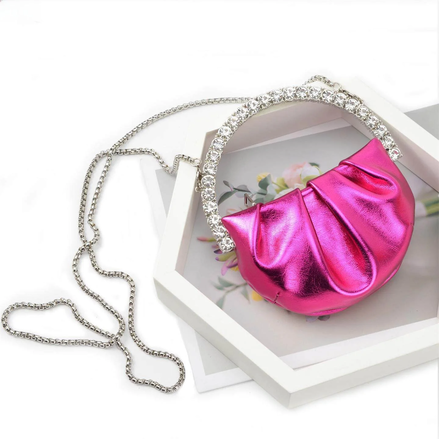 Shiny Sequin Folded Diamond Embedded Evening Clutch Bag Women's Handbag New Style 2026 Autumn Casual Online Exclusive
Shiny Sequin Folded Diamond Embedded Evening Clutch Bag Women's Handbag New Style 2026 Autumn Casual Online Exclusive