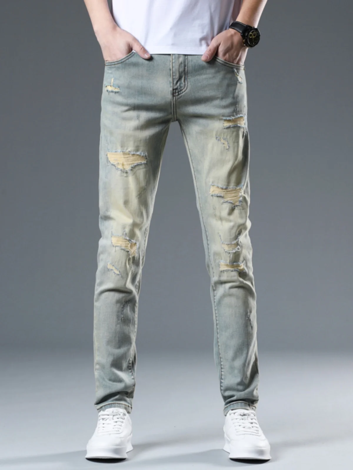 Мужские джинсы Slim Fit в стиле ретро, эластичные, повседневные, из высококачественного денима, весенне-летние, универсальные, длинные брюки, дышащие, современные, стильные
Мужские джинсы Slim Fit в стиле ретро, эластичные, повседневные, из высококачественного денима, весенне-летние, универсальные, длинные брюки, дышащие, современные, стильные