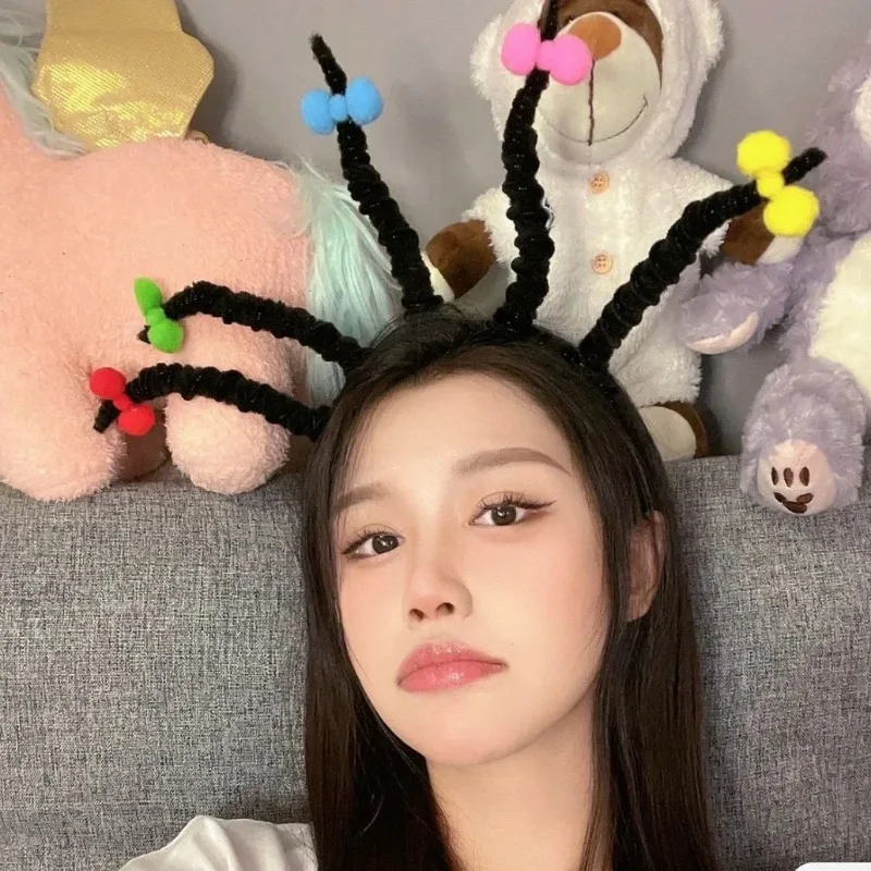 Korean Three-dimensional Cute Funny Antlers Hairbands for Women Face Wash Mask Fashionable Simple Hairband Hair Accessories
Korean Three-dimensional Cute Funny Antlers Hairbands for Women Face Wash Mask Fashionable Simple Hairband Hair Accessories