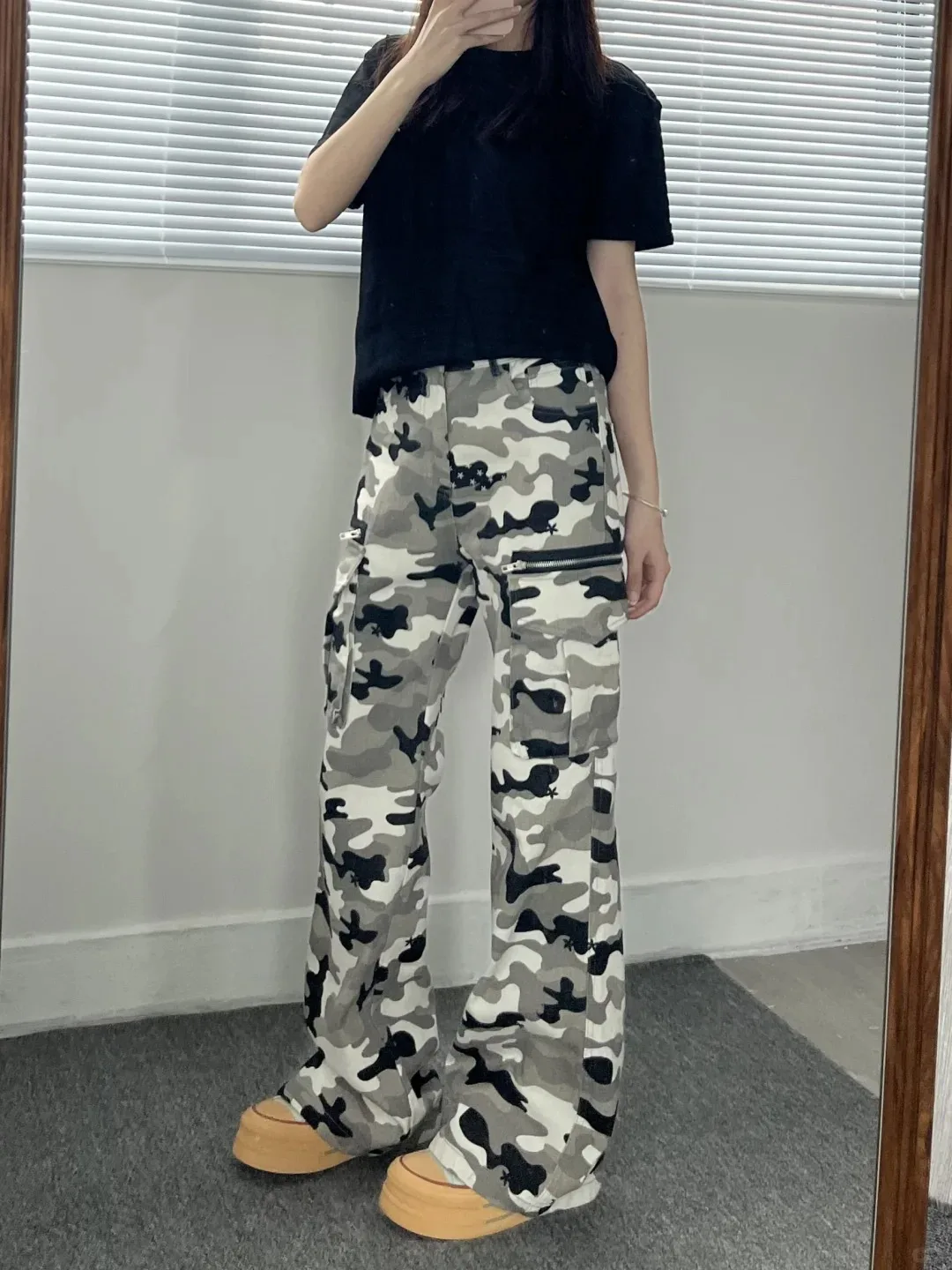 Американские камуфляжные широкие брюки в стиле ретро, мужские прямые брюки Cleanfit High Street, модный бренд Haome Street S...
Американские камуфляжные широкие брюки в стиле ретро, мужские прямые брюки Cleanfit High Street, модный бренд Haome Street S...