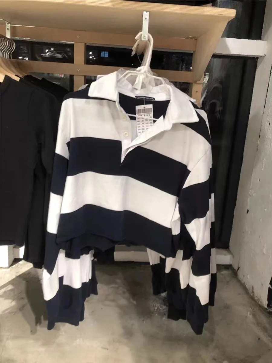 Ретро-американский полосатый свитшот с длинными рукавами и подвернутым низом в университетском стиле, повседневная верхняя одежда для женщин
Ретро-американский полосатый свитшот с длинными рукавами и подвернутым низом в университетском стиле, повседневная верхняя одежда для женщин