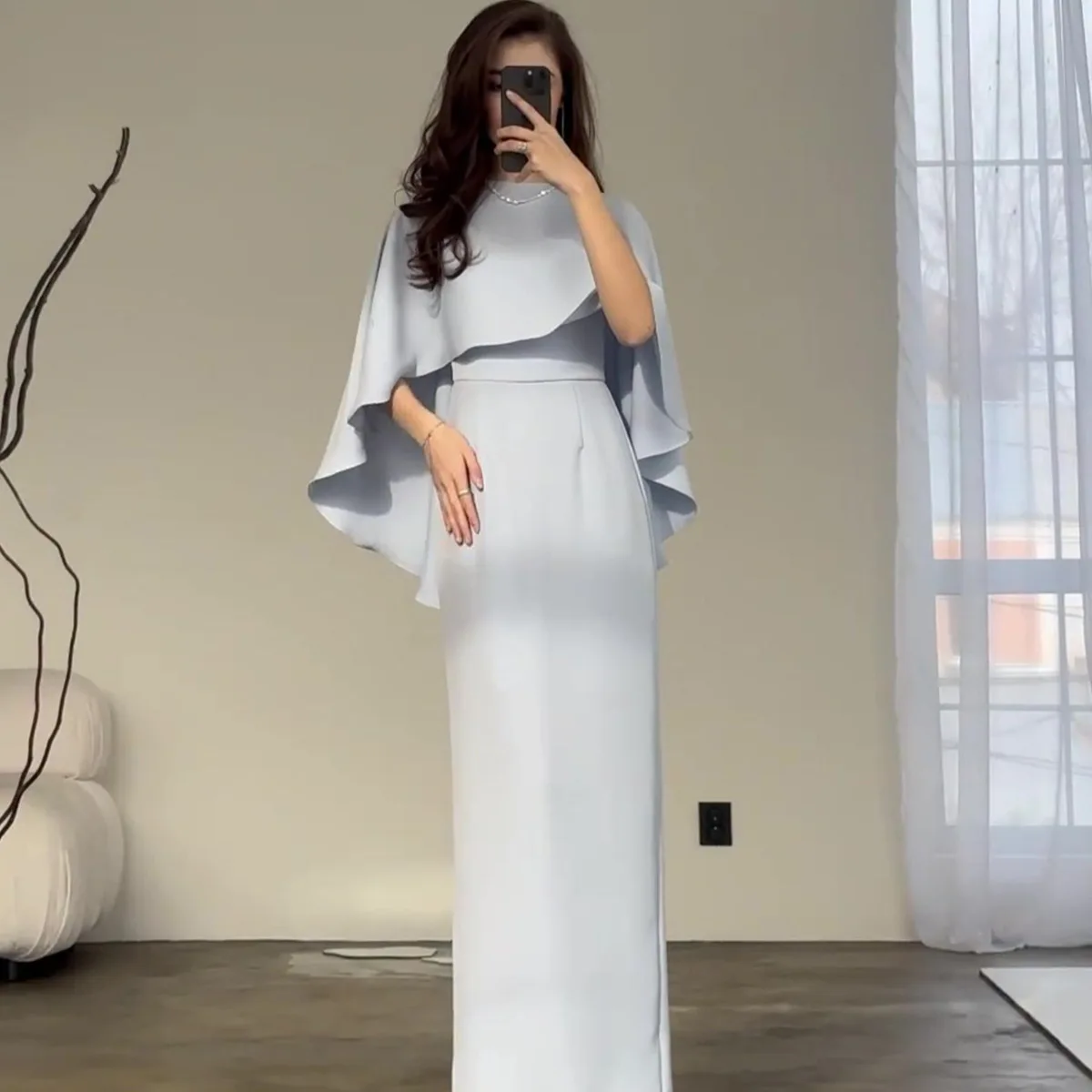 2026 New Solid Color Satin Batwing Shawl Elegant Waist-cinching Long-sleeve Dress Robe Abaya Ramadan Dubai Luxury Islam Elegant
2026 New Solid Color Satin Batwing Shawl Elegant Waist-cinching Long-sleeve Dress Robe Abaya Ramadan Dubai Luxury Islam Elegant