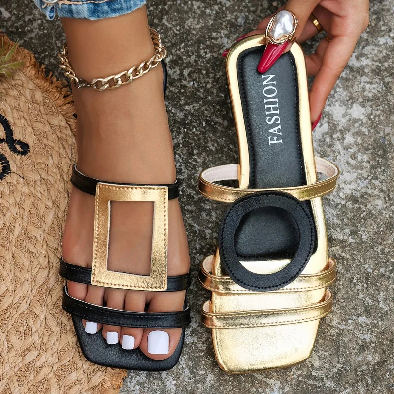 Summer New Color Block Plus Size Slippers Outside Wear Personality Simple Casual Flat Slippers for Women
Summer New Color Block Plus Size Slippers Outside Wear Personality Simple Casual Flat Slippers for Women