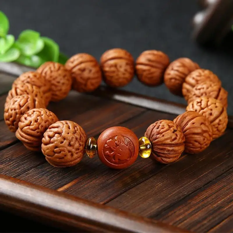 Wild with dragon pattern, small walnut for handcrafting, Buddhist prayer beads, single bracelet
Wild with dragon pattern, small walnut for handcrafting, Buddhist prayer beads, single bracelet