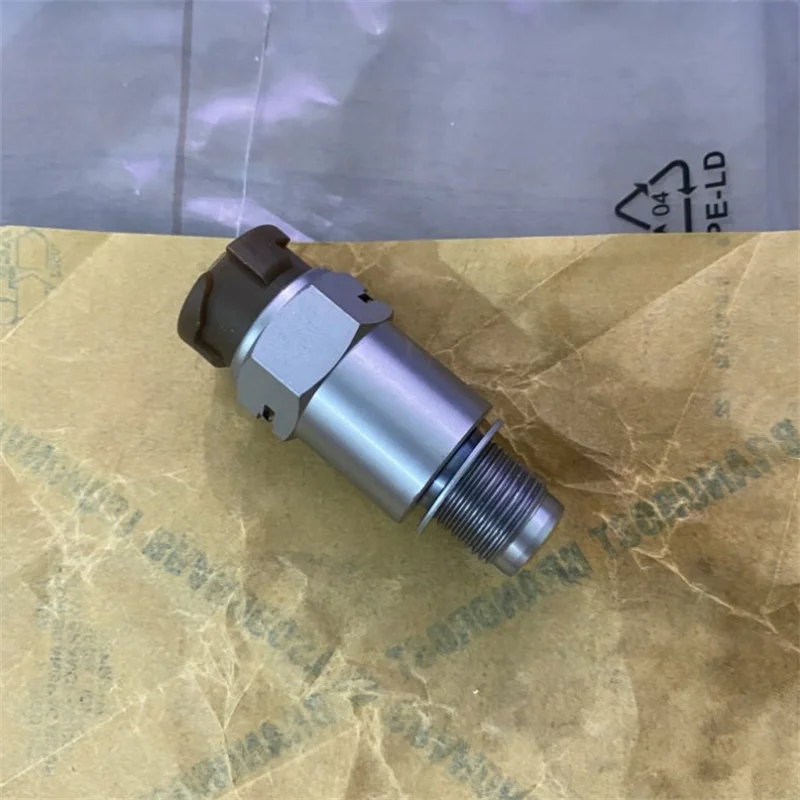 Автомобиль Датчик одометра скорости 2159,50004502 для Siemens для Vdo 215950004502 35 мм плоские контакты
Автомобиль Датчик одометра скорости 2159,50004502 для Siemens для Vdo 215950004502 35 мм плоские контакты