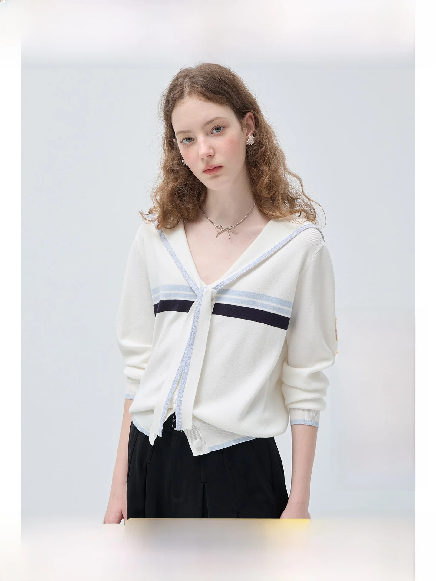 Rui plus Size Knitwear V-Ne Spring Faion Slimming College Sle Korean Version Breathable Long Sve Cardigan
Rui plus Size Knitwear V-Ne Spring Faion Slimming College Sle Korean Version Breathable Long Sve Cardigan