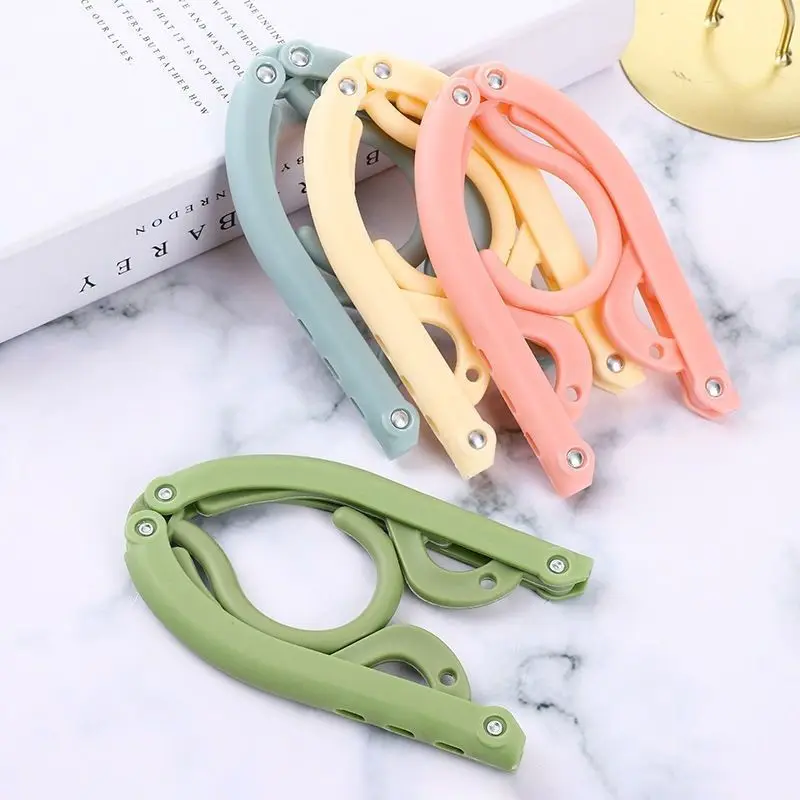 Folding Clothes Hanger for Travel,Hotel Drying Rack Portable Clothes Hanger Clothes Hanger with Clip Home Accessories
Folding Clothes Hanger for Travel,Hotel Drying Rack Portable Clothes Hanger Clothes Hanger with Clip Home Accessories