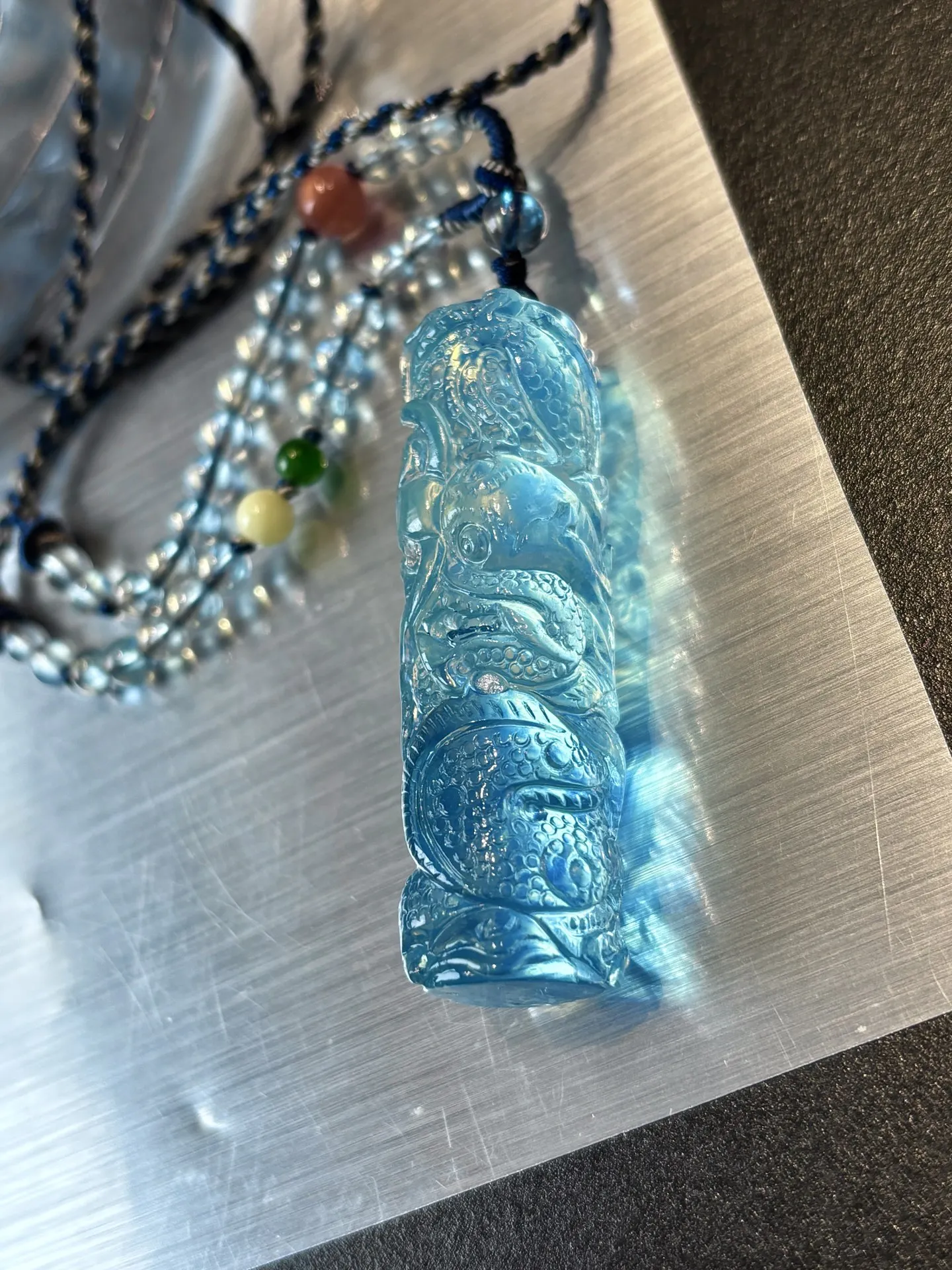 Кулон «Дракон» из натурального ледяного голубого аквамарина 50x16.5мм, для женщин и мужчин, прозрачный аквамарин, ожерелье из золота 18К, класс AAAAA
Кулон «Дракон» из натурального ледяного голубого аквамарина 50x16.5мм, для женщин и мужчин, прозрачный аквамарин, ожерелье из золота 18К, класс AAAAA