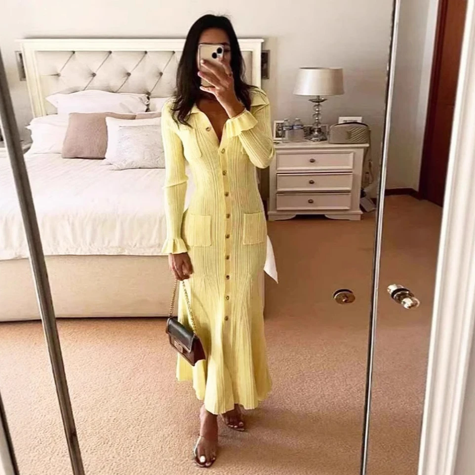 Elegant Knitted Maxi Dress for Women Fashion Buttons Slim Party Dresses Autumn Office Lady V-neck Long Sleeve Luxury Dress 2025
Elegant Knitted Maxi Dress for Women Fashion Buttons Slim Party Dresses Autumn Office Lady V-neck Long Sleeve Luxury Dress 2025