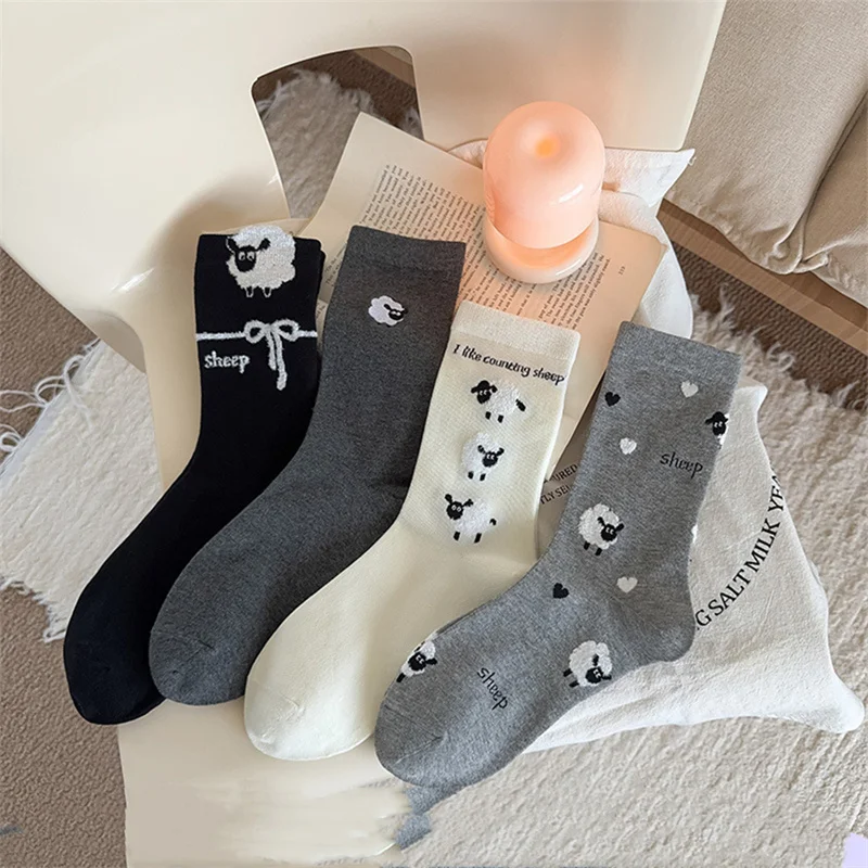 4Pairs/Pack Autumn Winter Korean Style Women Socks Lovely Cartoon Sheep Print School Girls Socks Middle Tube Socks
4Pairs/Pack Autumn Winter Korean Style Women Socks Lovely Cartoon Sheep Print School Girls Socks Middle Tube Socks