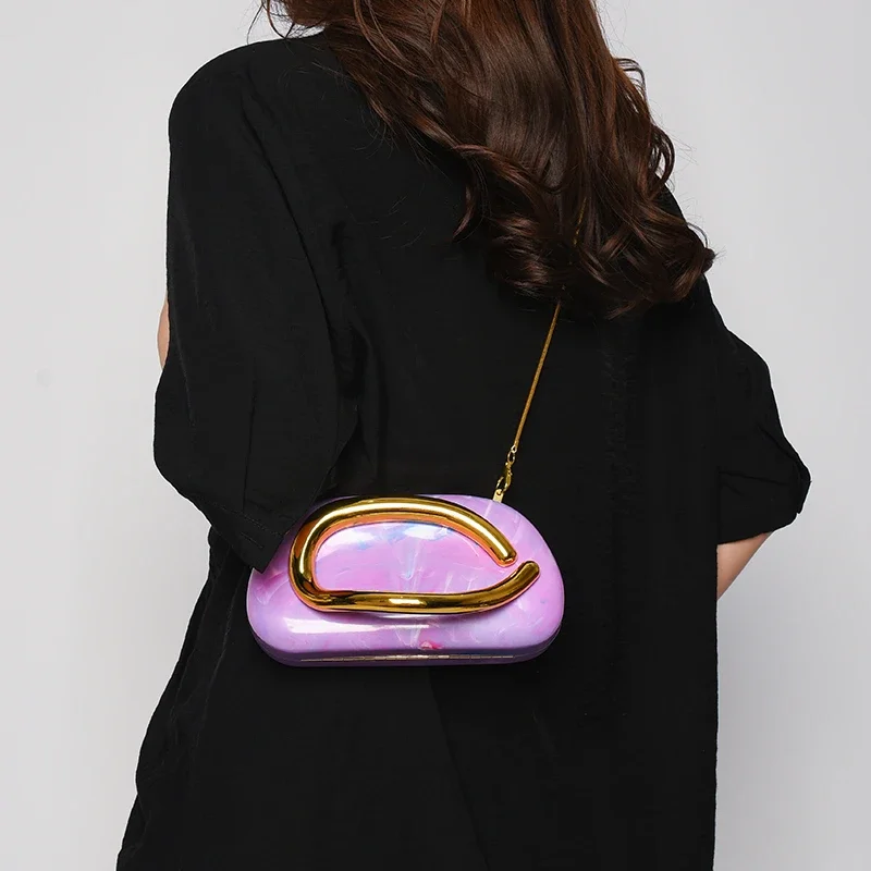 Original Retro Style Messenger Bag For Women As A Fashionable Crossbody And Practical Shopper Including Diaper Bag Use
Original Retro Style Messenger Bag For Women As A Fashionable Crossbody And Practical Shopper Including Diaper Bag Use