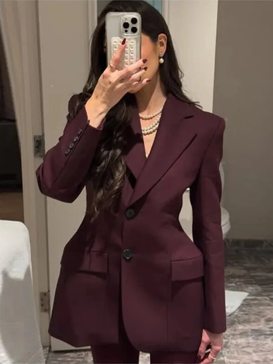 Women's Tailored Suit V-Neck Waist Cinching Slimming High-End Commuting Jacket for Spring 2026
Women's Tailored Suit V-Neck Waist Cinching Slimming High-End Commuting Jacket for Spring 2026