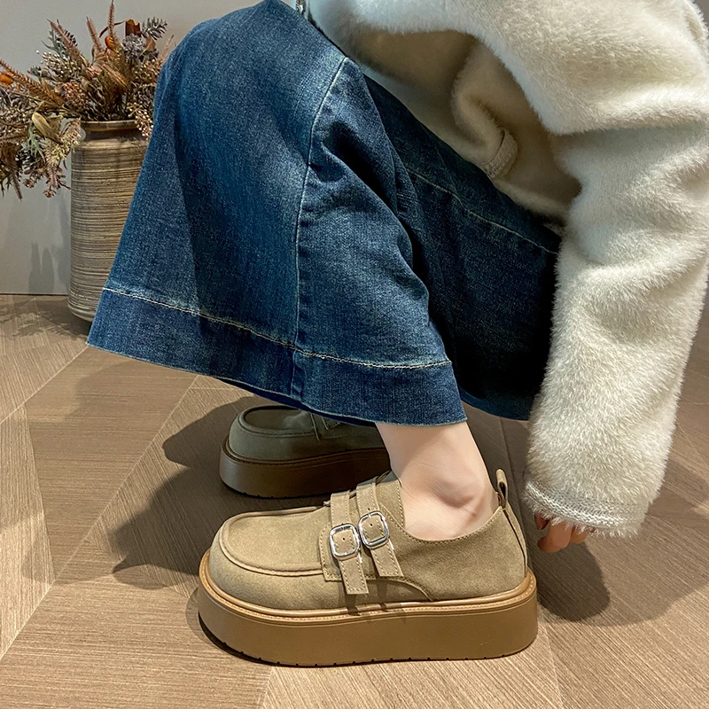 2025 New Spring and autumn style loafers thick-soled cake British style one-shoulder buckle strap single shoe for women
2025 New Spring and autumn style loafers thick-soled cake British style one-shoulder buckle strap single shoe for women
