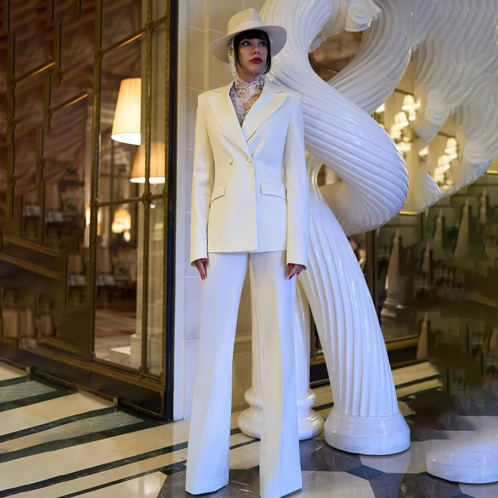 Double Breasted White Women's Suits Office Lady Regular Length Straight 2 Piece Jacket Pants Sets Customized Outfits Blazer
Double Breasted White Women's Suits Office Lady Regular Length Straight 2 Piece Jacket Pants Sets Customized Outfits Blazer