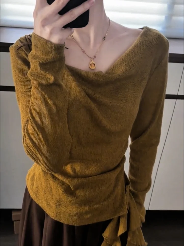 Модный вязаный свитер на одно плечо для повседневной носки, осенне-зимний, больших размеров, стройнящий топ в корейском стиле, свободный крой, длинный рукав
Модный вязаный свитер на одно плечо для повседневной носки, осенне-зимний, больших размеров, стройнящий топ в корейском стиле, свободный крой, длинный рукав