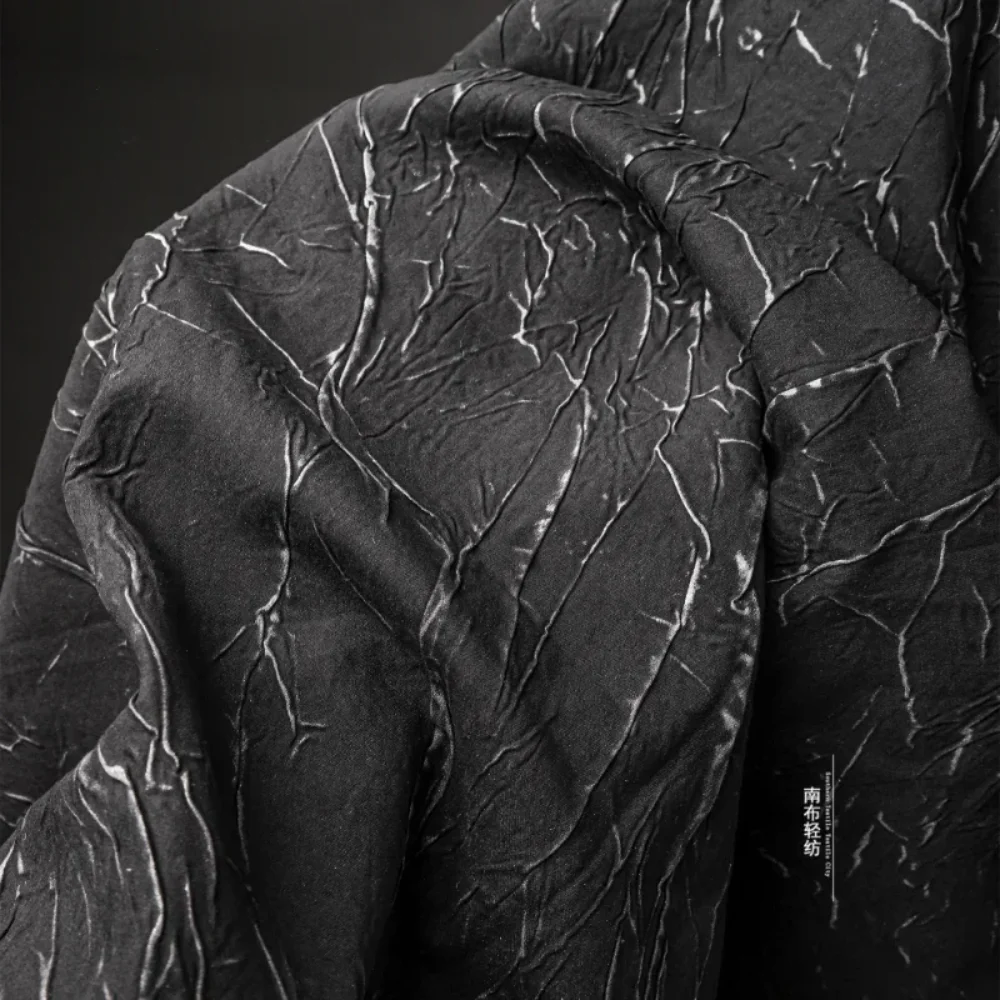 Черная плиссированная текстура ткани Креативная верхняя одежда Дизайнерская одежда Ткань Одежда Diy Шитье Нейлоновый материал из вискозы
Черная плиссированная текстура ткани Креативная верхняя одежда Дизайнерская одежда Ткань Одежда Diy Шитье Нейлоновый материал из вискозы