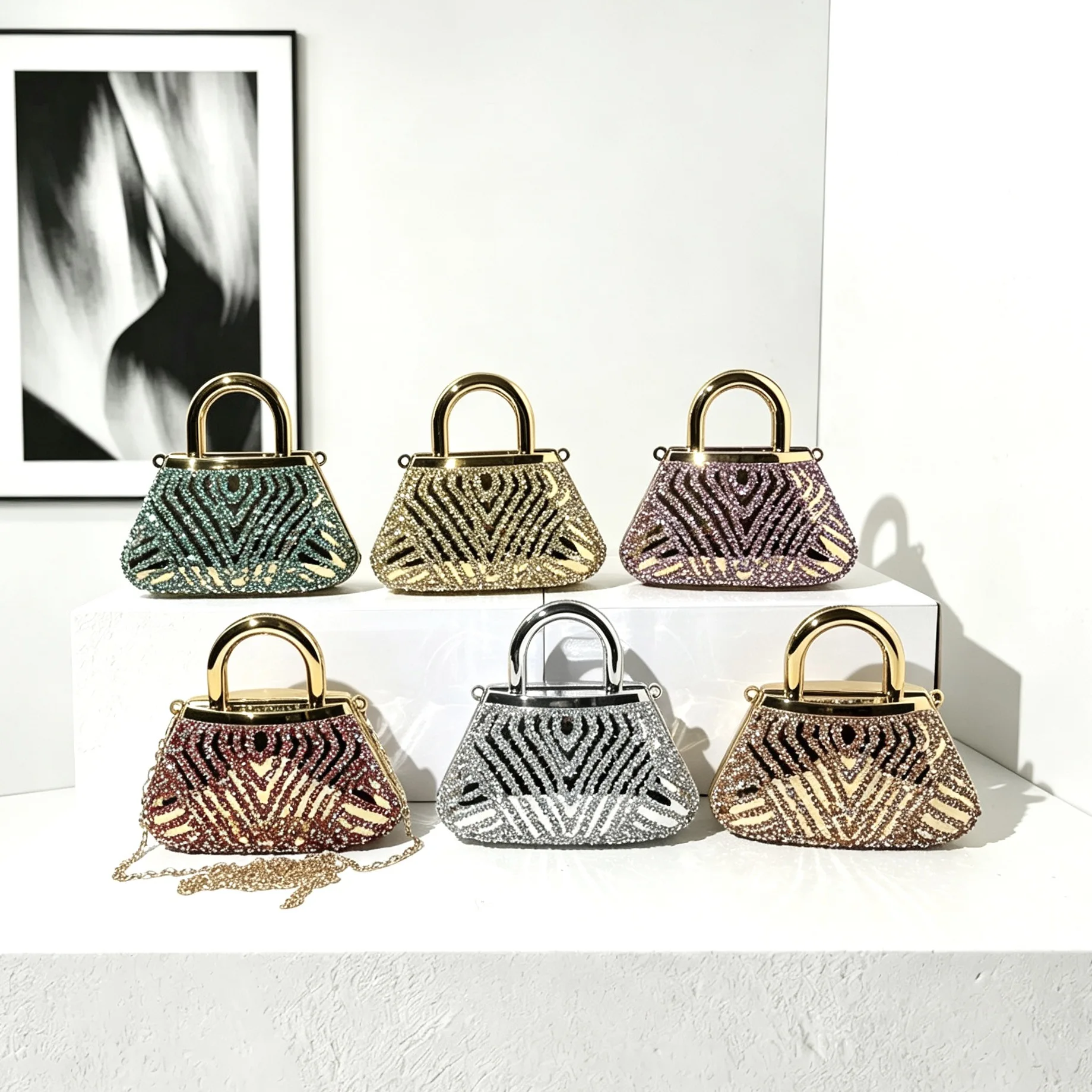 New Cross-Border Party Diamond Embedded Handbag Ladies Wedding Banquet Single Shoulder Slant Cross Dinner Bag Elegant Women's...
New Cross-Border Party Diamond Embedded Handbag Ladies Wedding Banquet Single Shoulder Slant Cross Dinner Bag Elegant Women's...