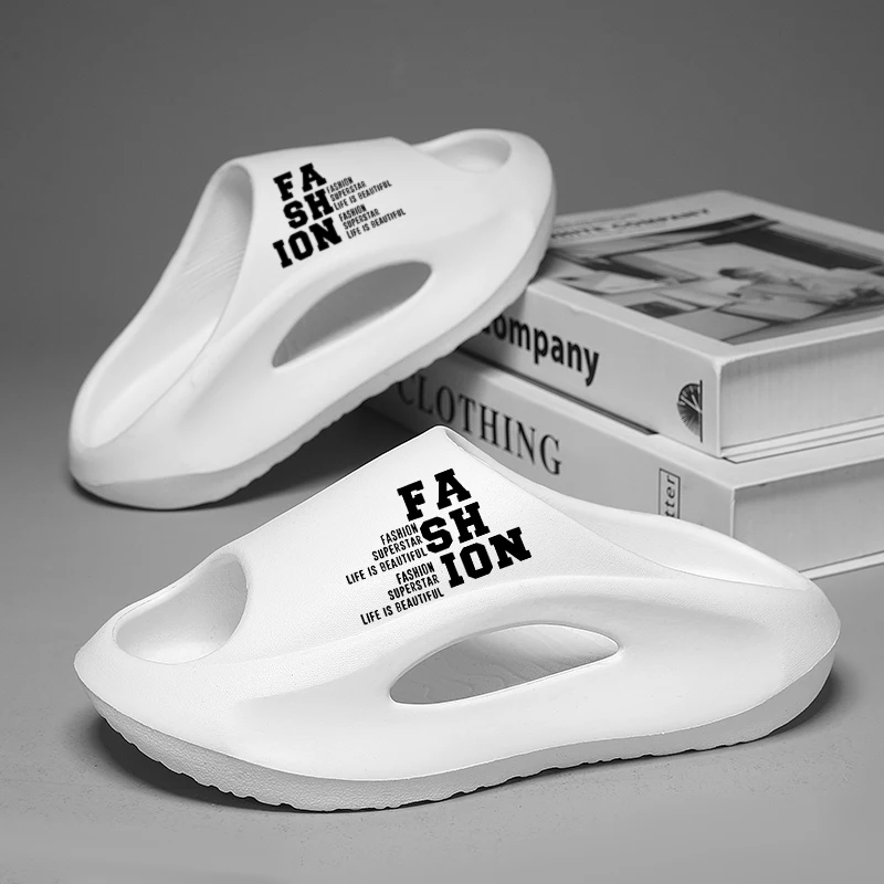 A pair of children's summer open-toe single-strand slippers with soft, comfortable and durable soles. Model: ZZ-T280-2
A pair of children's summer open-toe single-strand slippers with soft, comfortable and durable soles. Model: ZZ-T280-2