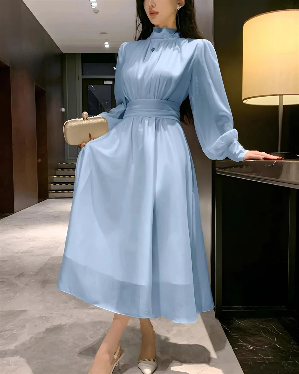 Customized Simple Blue Chiffon Evening Dress Elegant High Collar Long Sleeves Prom Dresses Modern Special Occasion Gowns
Customized Simple Blue Chiffon Evening Dress Elegant High Collar Long Sleeves Prom Dresses Modern Special Occasion Gowns