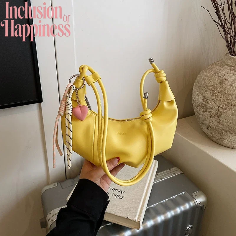2026 New Summer Versatile Girl Crossbody Bag Playful Bull Horn Single Shoulder Underarm Bag Cute Bull Horn Bag Adjustable
2026 New Summer Versatile Girl Crossbody Bag Playful Bull Horn Single Shoulder Underarm Bag Cute Bull Horn Bag Adjustable