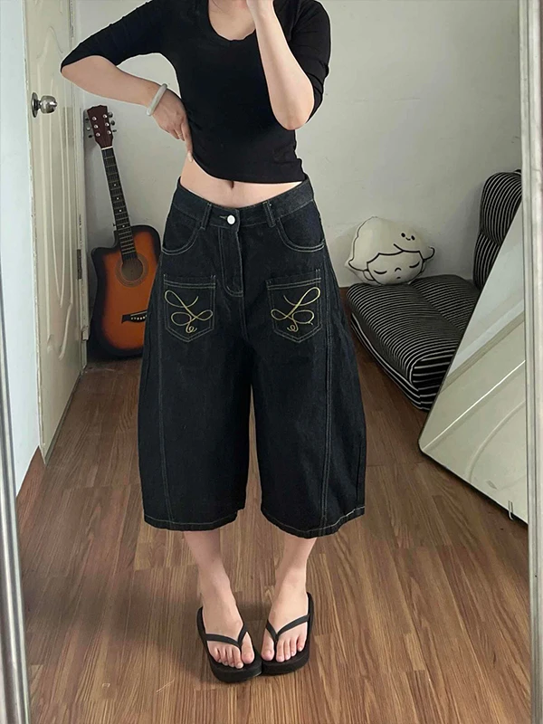 American Style Embroidered Knife Seven-Foot Jeans Women Summer Cool Retro Original Denim Casual Wide Leg Short Pants
American Style Embroidered Knife Seven-Foot Jeans Women Summer Cool Retro Original Denim Casual Wide Leg Short Pants