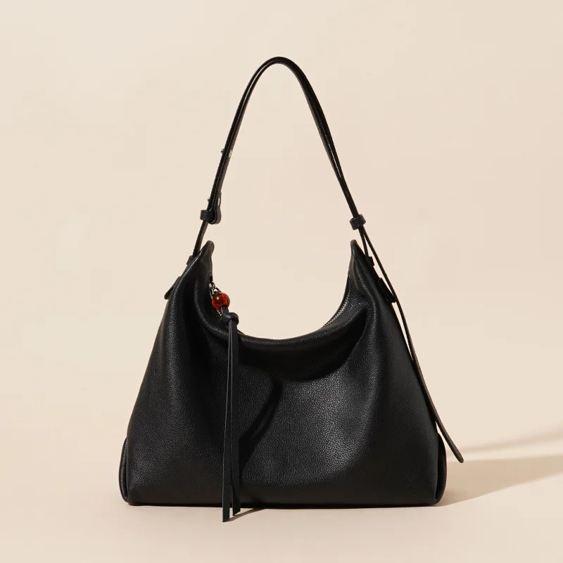 Genuine Top Layer Cowhide Women's Bag High End Crossbody Commuter Bag Simple Large Capacity Exquisite Ladies Shoulder Bag
Genuine Top Layer Cowhide Women's Bag High End Crossbody Commuter Bag Simple Large Capacity Exquisite Ladies Shoulder Bag