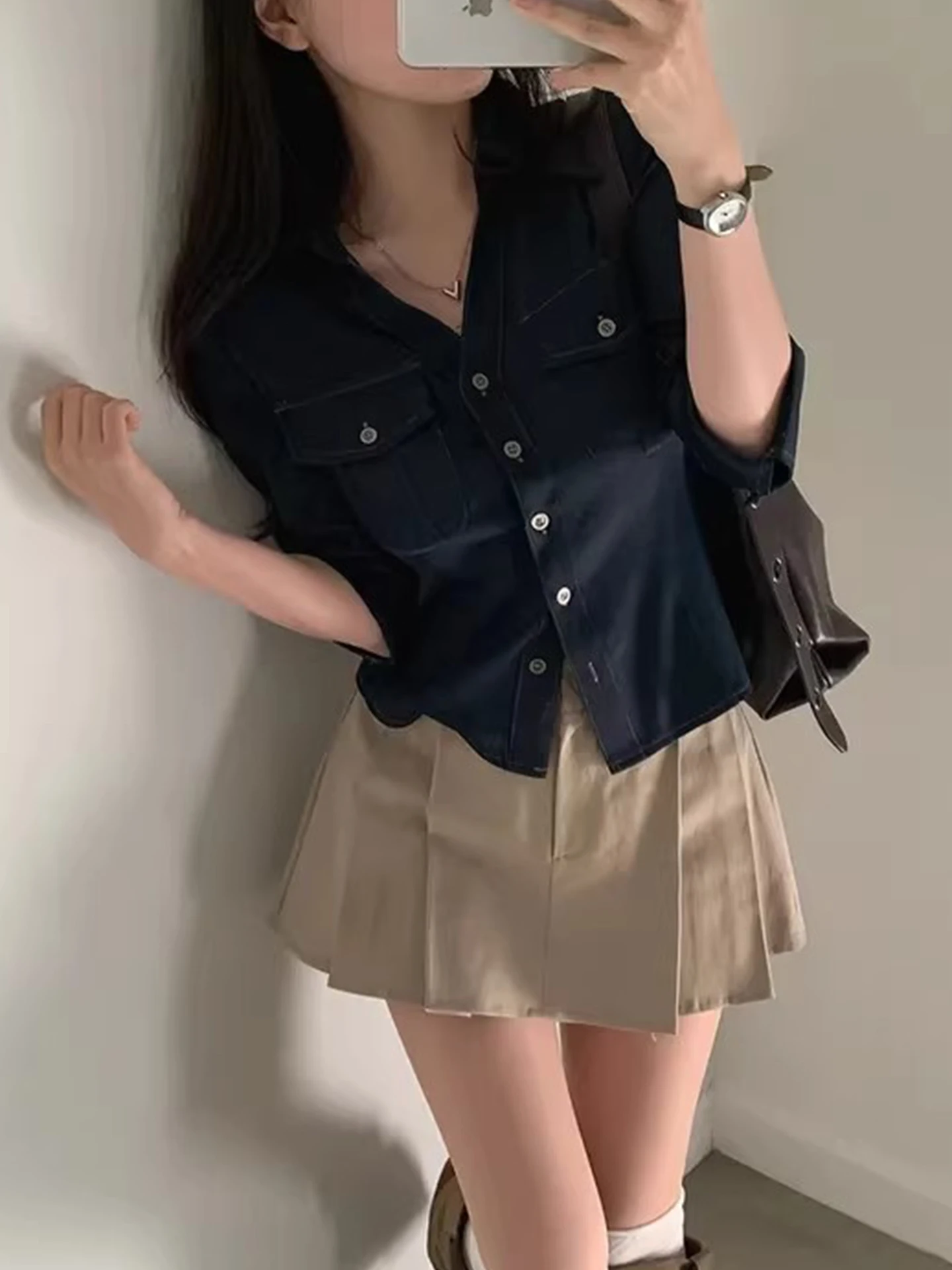 Slim Fit Long Sleeve Vintage Style Turn-down Collar Short Length Women's Denim Shirt Top Korean Style Commute Fashion Polyest...
Slim Fit Long Sleeve Vintage Style Turn-down Collar Short Length Women's Denim Shirt Top Korean Style Commute Fashion Polyest...