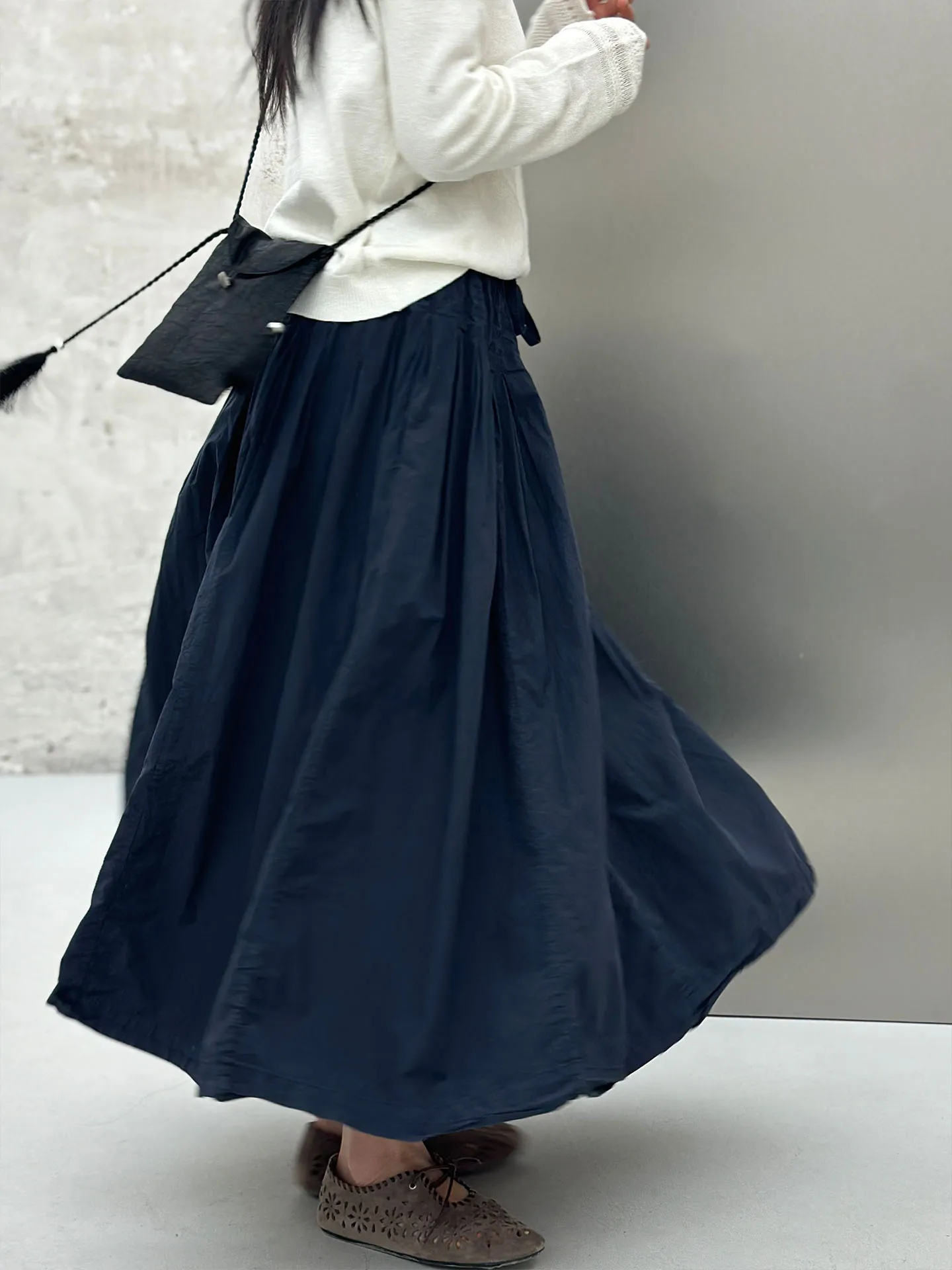 Xiaohuaziji near River Washed Cotton Midi Skirt A-Line Casual Pure Color High Waist Pleated Women's Spring Summer Autumn
Xiaohuaziji near River Washed Cotton Midi Skirt A-Line Casual Pure Color High Waist Pleated Women's Spring Summer Autumn