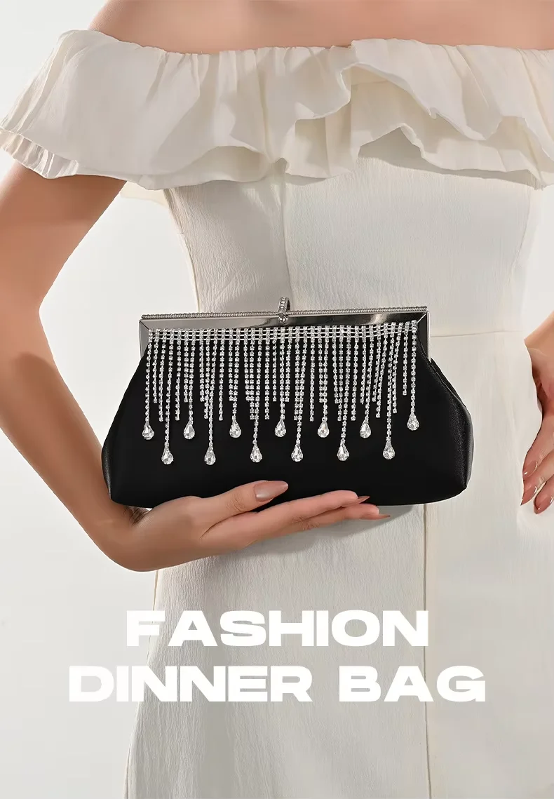 Evening clutch bag for women, versatile and elegant handbag with chain strap for evening wear
Evening clutch bag for women, versatile and elegant handbag with chain strap for evening wear