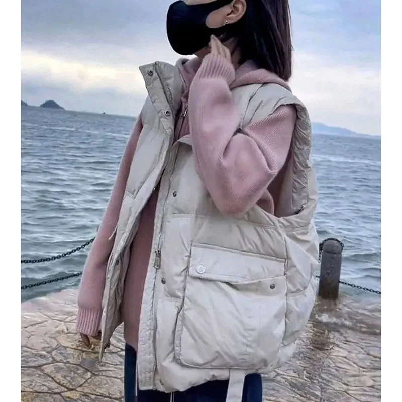 2025 Women Puffer Sleeveless Outwear Korean Lady No Wash Down Cotton Vest Jacket Winter Femme Stand Collar Parkas Waistcoat Top
2025 Women Puffer Sleeveless Outwear Korean Lady No Wash Down Cotton Vest Jacket Winter Femme Stand Collar Parkas Waistcoat Top