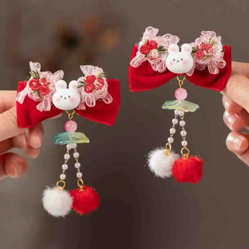 New Year Guofeng Hair Clips for Babies: Red Rabbit Design with Tassels, Festive Ancient Style, Perfect for Hanfu!
New Year Guofeng Hair Clips for Babies: Red Rabbit Design with Tassels, Festive Ancient Style, Perfect for Hanfu!