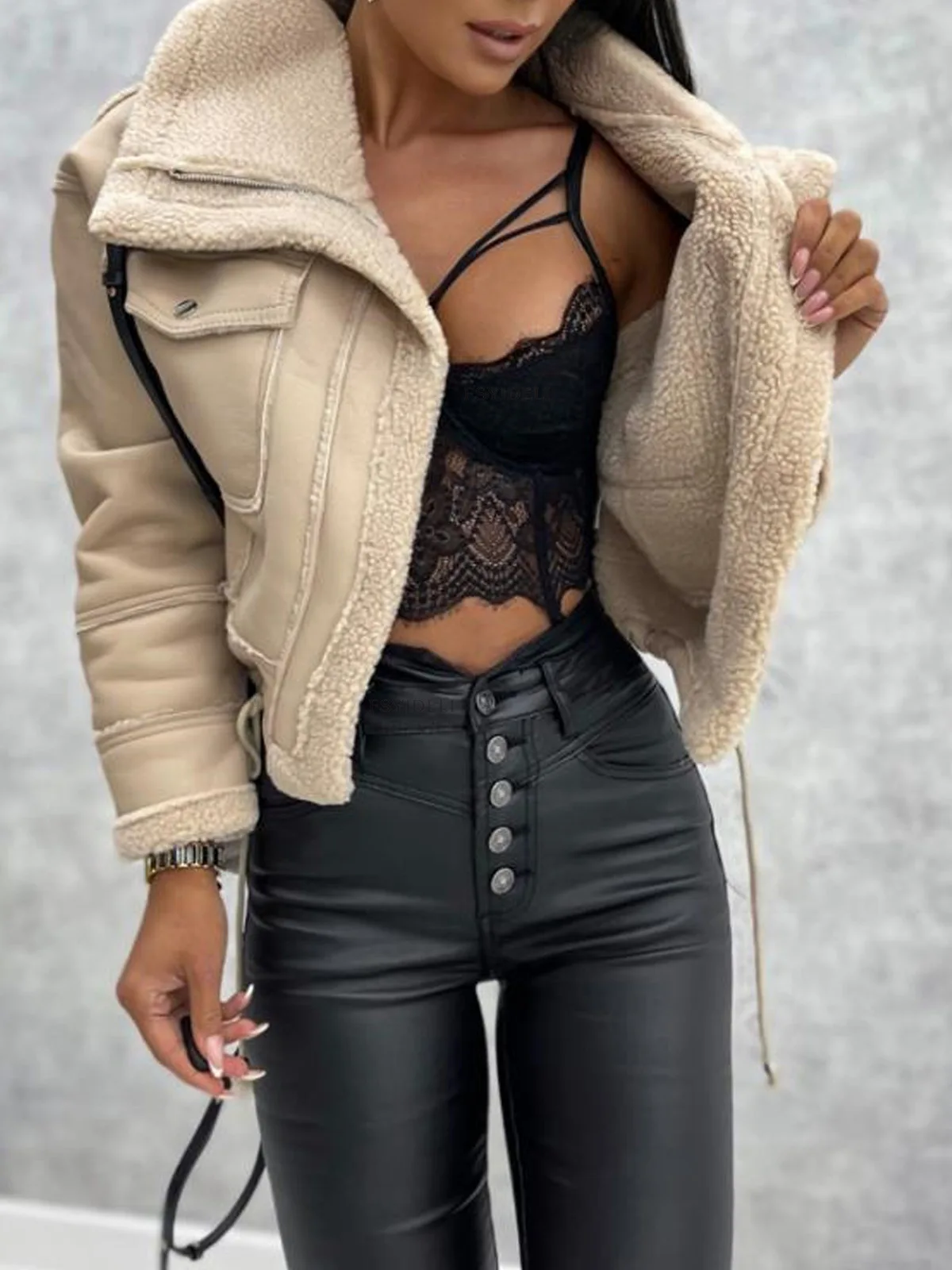 Women's Autumn Winter Short Lamb Fur Jacket Zipper Motorcycle Style Coat Loose Fit Synthetic Leather No Fur Collar Polyester
Women's Autumn Winter Short Lamb Fur Jacket Zipper Motorcycle Style Coat Loose Fit Synthetic Leather No Fur Collar Polyester