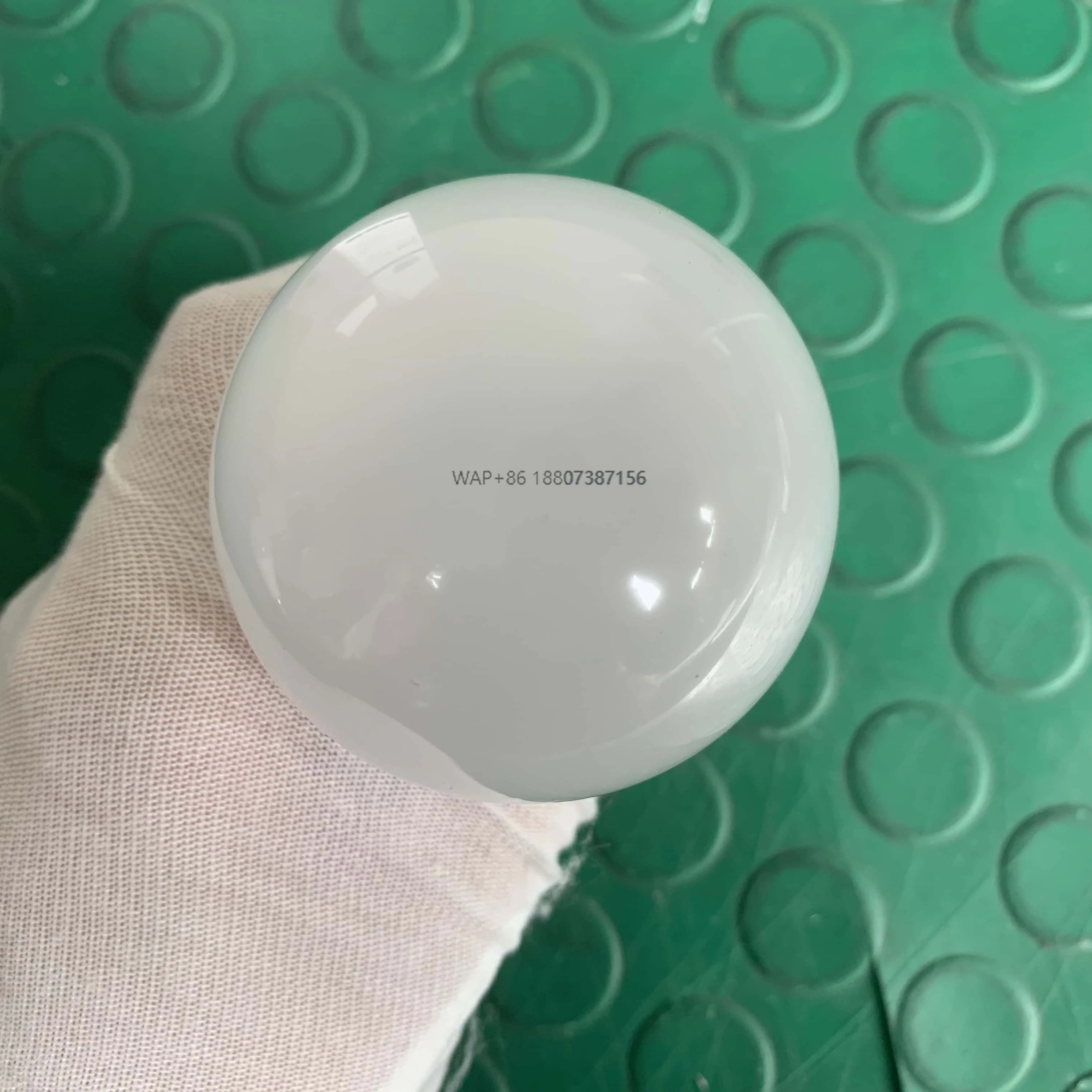 Product inspector/led fishing light inspection
Product inspector/led fishing light inspection