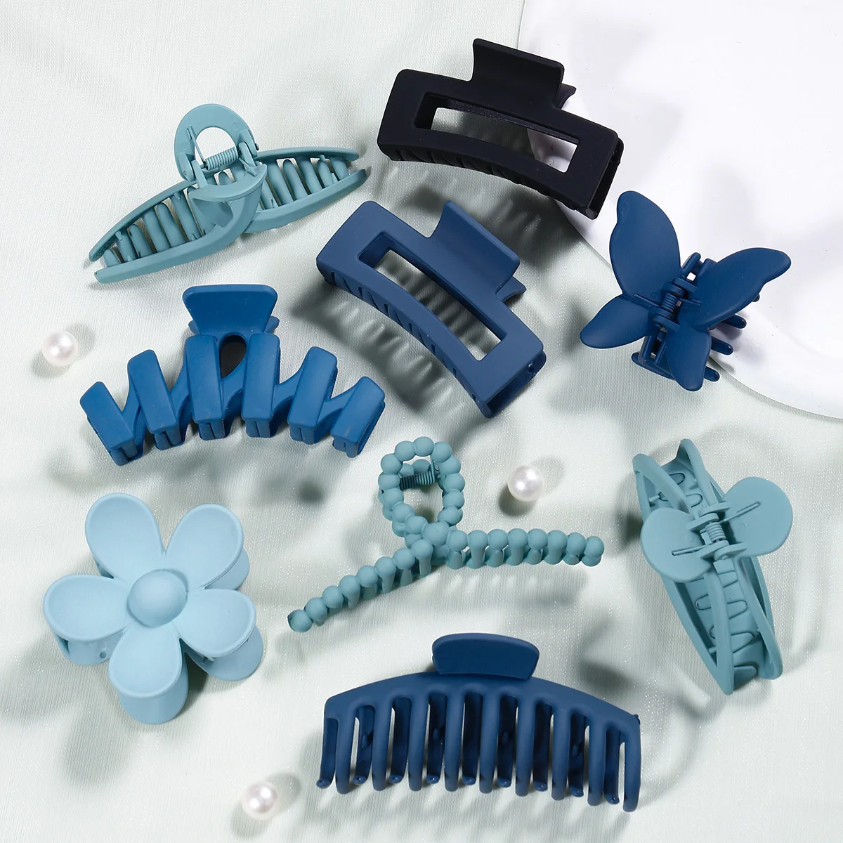 8pcs Hair Clip SetFeaturing Blue Shark Clips, Hair Pins, Back-head Hair Clamps and Assorted Hair Accessories,
8pcs Hair Clip SetFeaturing Blue Shark Clips, Hair Pins, Back-head Hair Clamps and Assorted Hair Accessories,