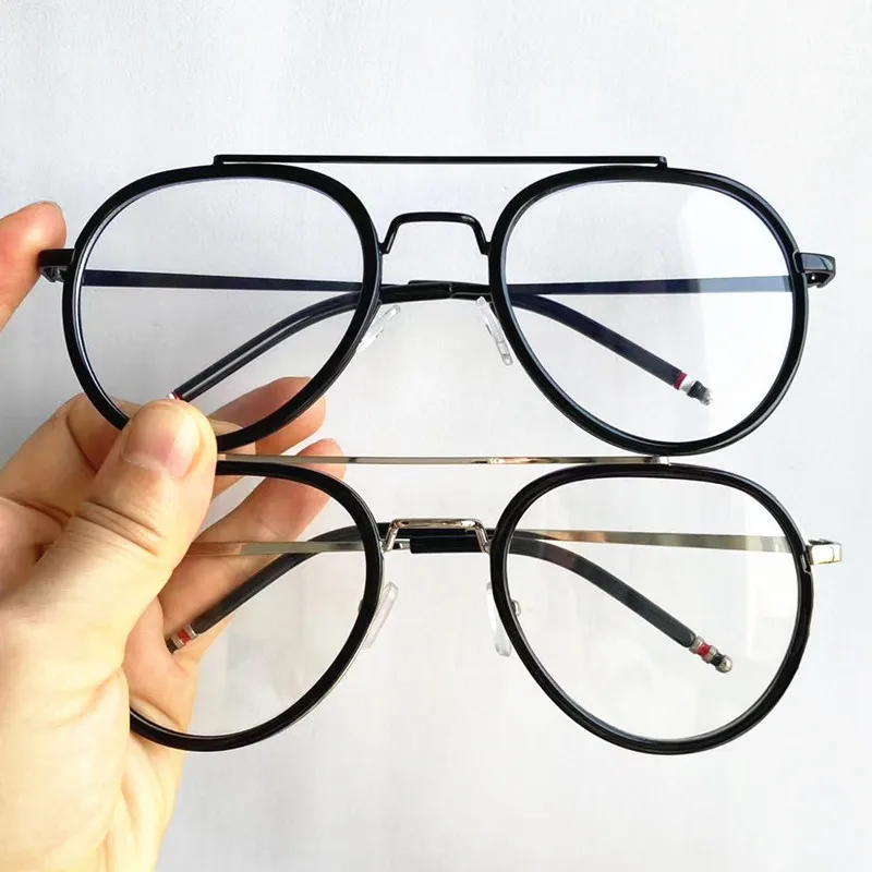 NEW Optical Glasses Unisex Pilot Eyeglasses Oversize Frame Spectacles Personality Double Beam Eyewaear Alloy Ornamental
NEW Optical Glasses Unisex Pilot Eyeglasses Oversize Frame Spectacles Personality Double Beam Eyewaear Alloy Ornamental
