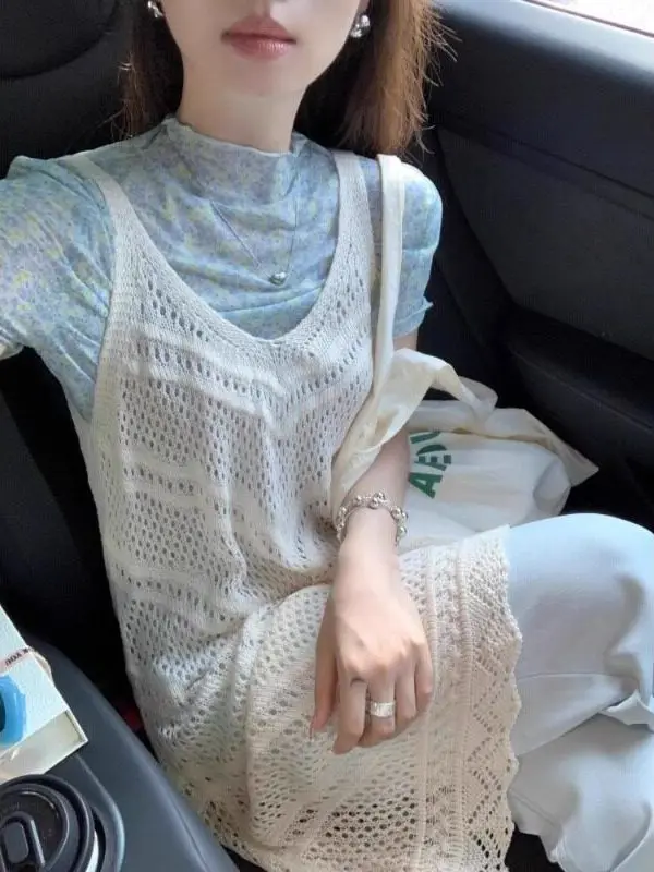 Korean Style Knitted V-Neck Hollow out Strap Dress Women's Spring Summer New Small Size Midi Dress Layered Shirt Dress
Korean Style Knitted V-Neck Hollow out Strap Dress Women's Spring Summer New Small Size Midi Dress Layered Shirt Dress